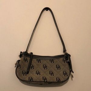 Dooney & Bourke